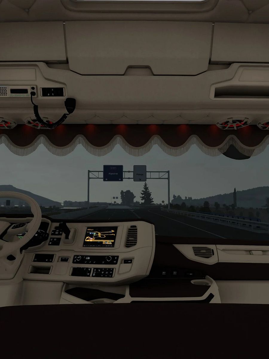 13Variants InteriorPack Normal cabin S&R product image (3)