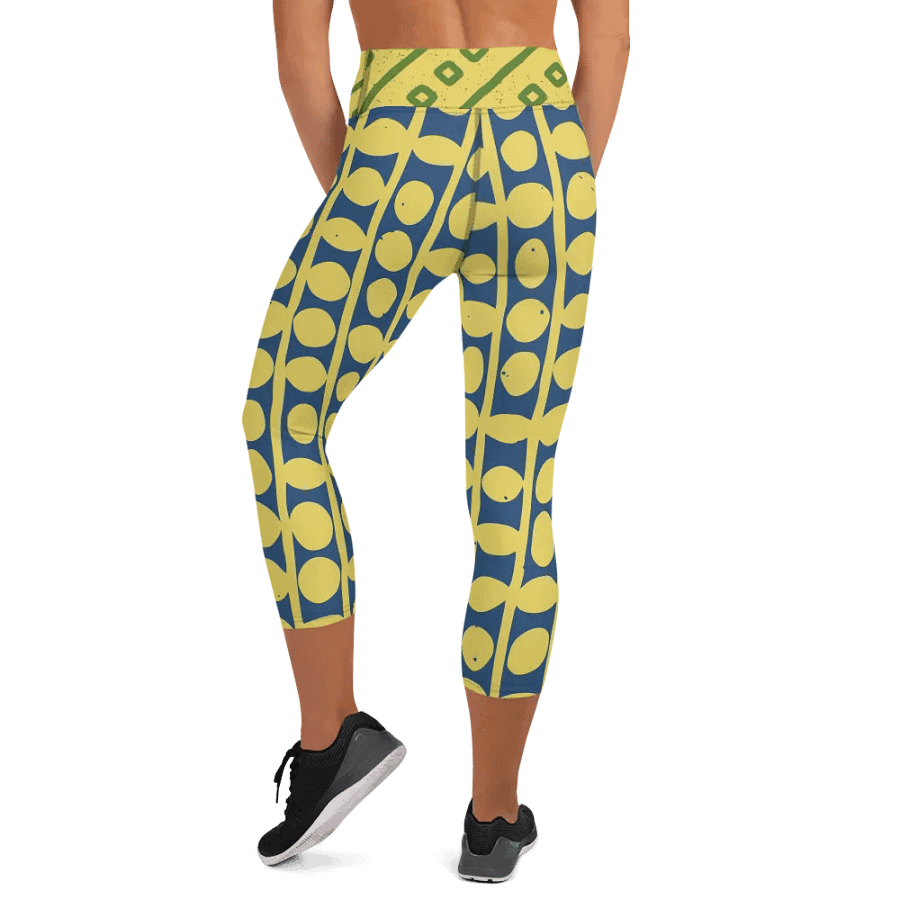 90s Retro Vibes Yoga Capri Leggings product image (5)
