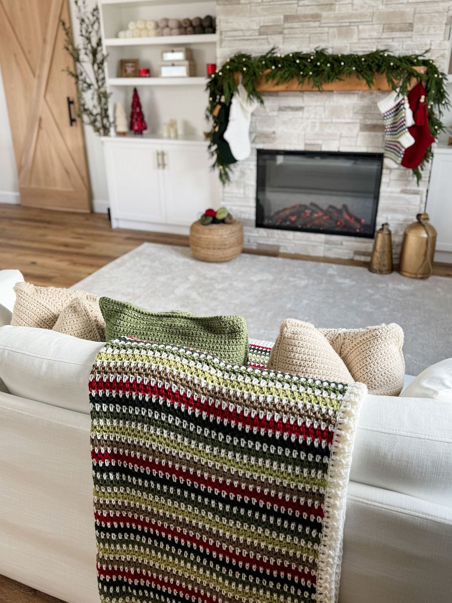 Holiday Weave Blanket Crochet Pattern product image (9)