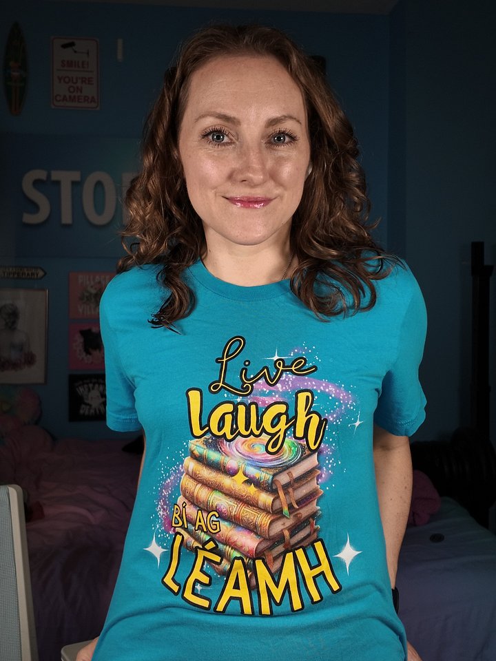 Live, Laugh, Bí ag léamh - Supersoft T-shirt in Irish / Gaeilge product image (2)