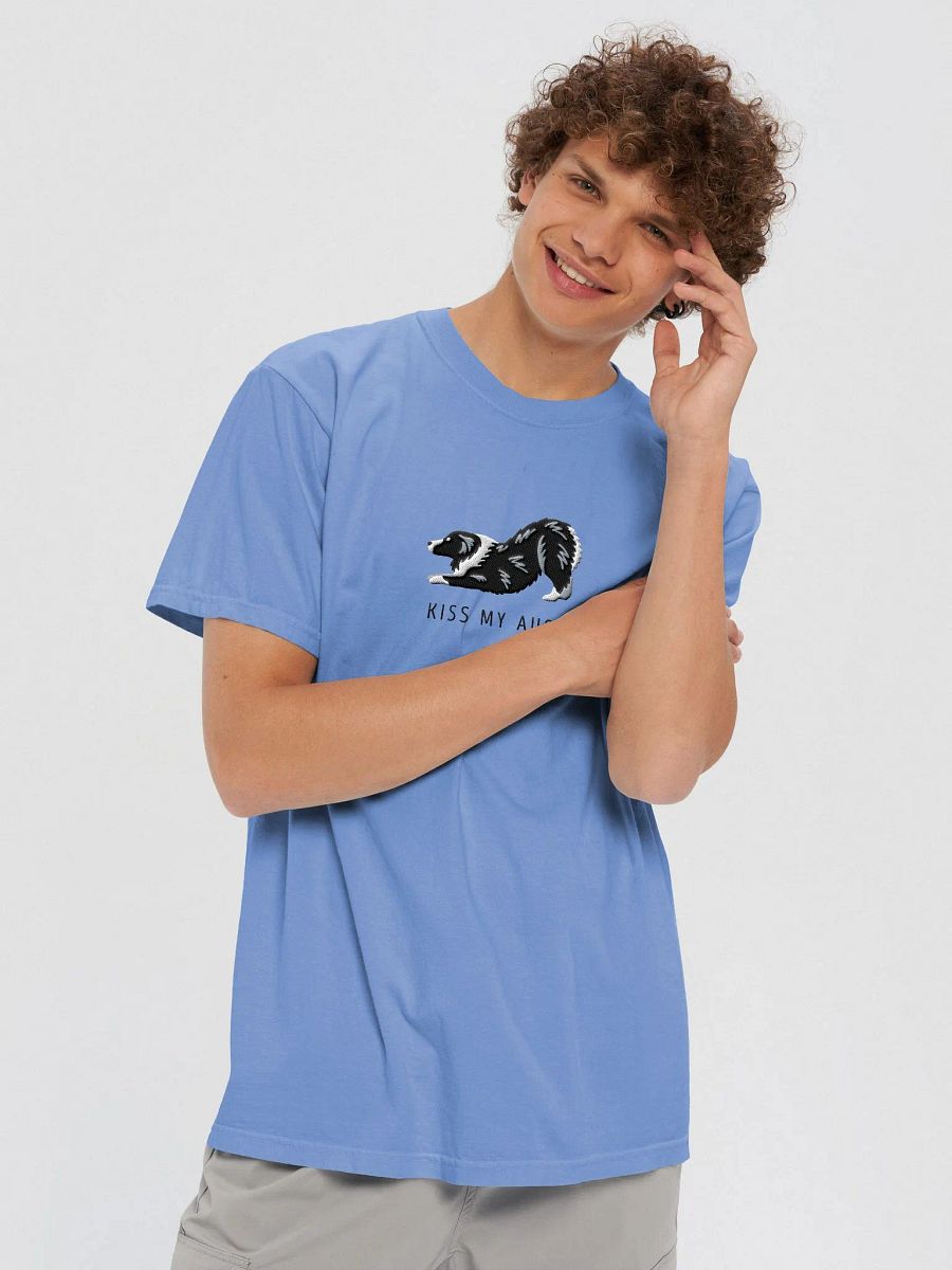 Kiss My Auss(2) T-Shirt(Embroidered) of an Australian Shepherd(Black & White) product image (6)