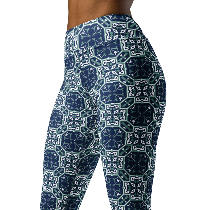 Geometric Elegance High-Waist Patterned Leggings product image (1)