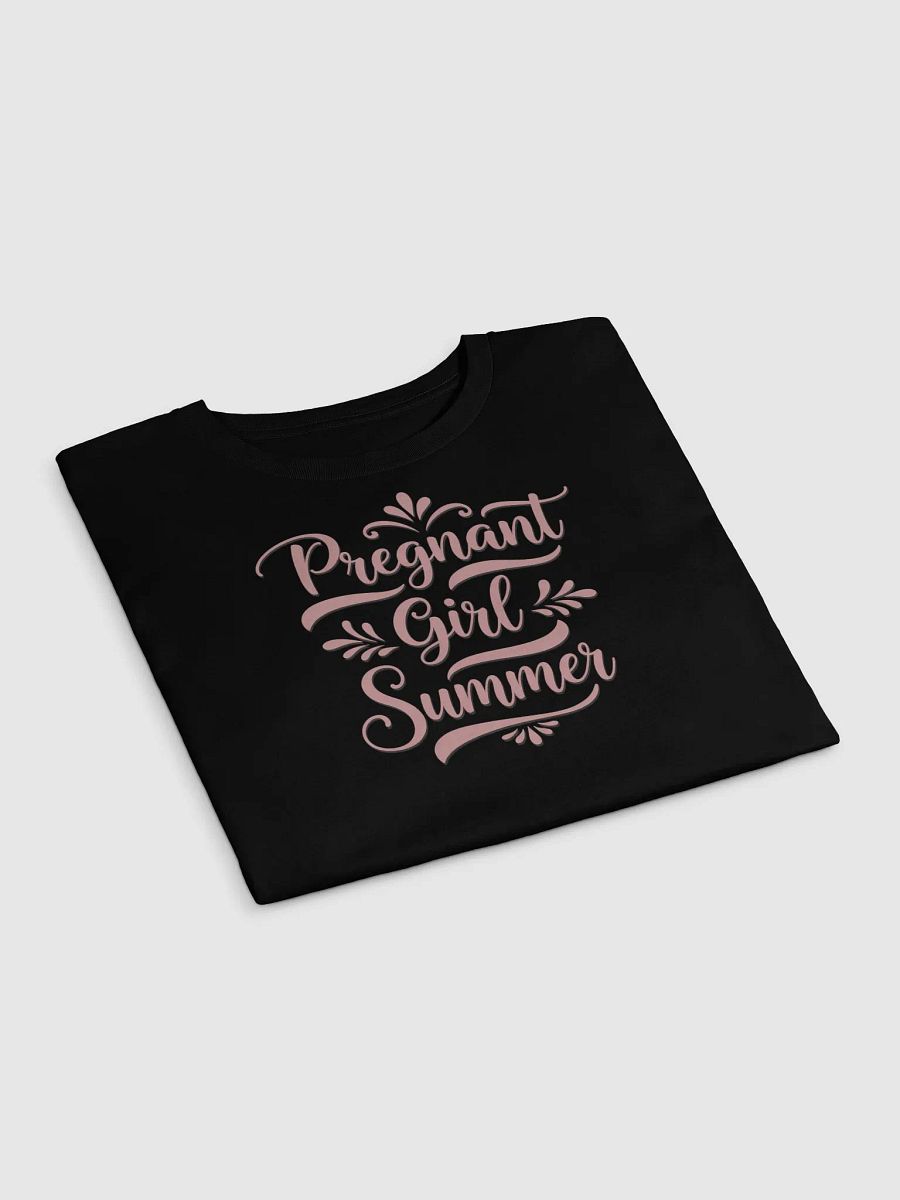 Pregnant Girl Summer - Cute Pregnancy Announcement Crop Top for Moms-to-Be product image (3)