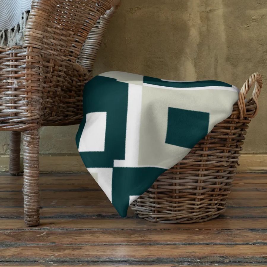 White-Green Pattern Throw Blanket product image (22)