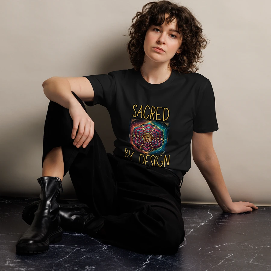 Sacred Geometry Optical Illusion T-Shirt - Unique Cube Art Design product image (3)