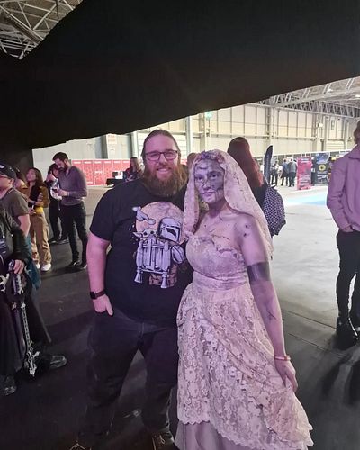 What a wholesome and lovely girl! @emzy_leigh can't wait to see you again at the next con!