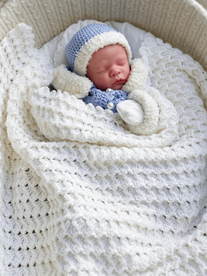 Crochet Pattern: Shell Stitch Baby Blanket (With 3D Bow) product image (1)