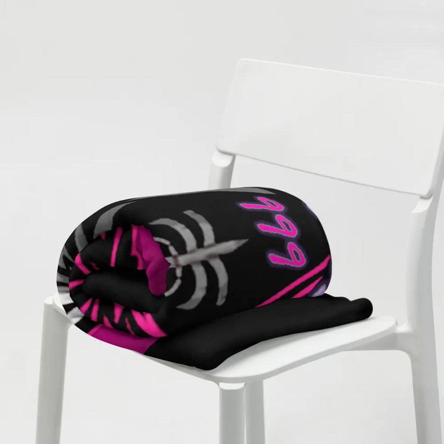 Blanket product image (19)