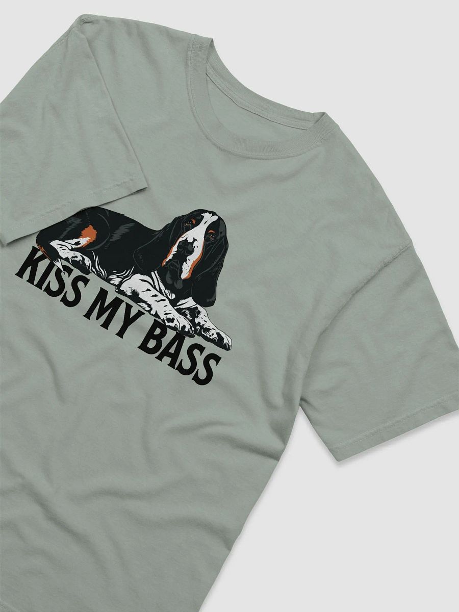 Kiss My Bass (Tricolor) T-Shirt | Funny T-Shirt for Basset Hound Owners product image (6)