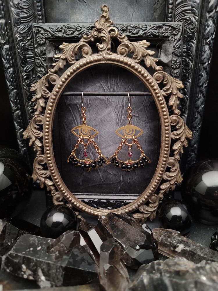 Earrings Bats - Golden Batty Eyes product image (2)