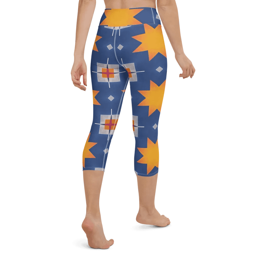 Geometric Glow Capri Leggings product image (5)