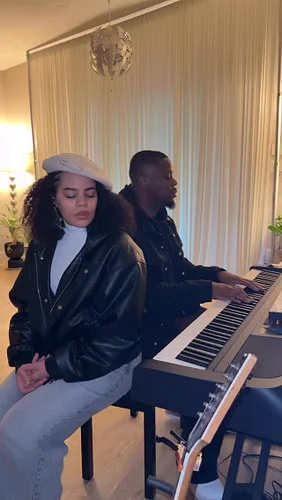 My Heart Yearning…🖊️

Can you hear what I’m saying
When my heart goes boom
Hear the drop of a pin babe
But it’s not silent in...