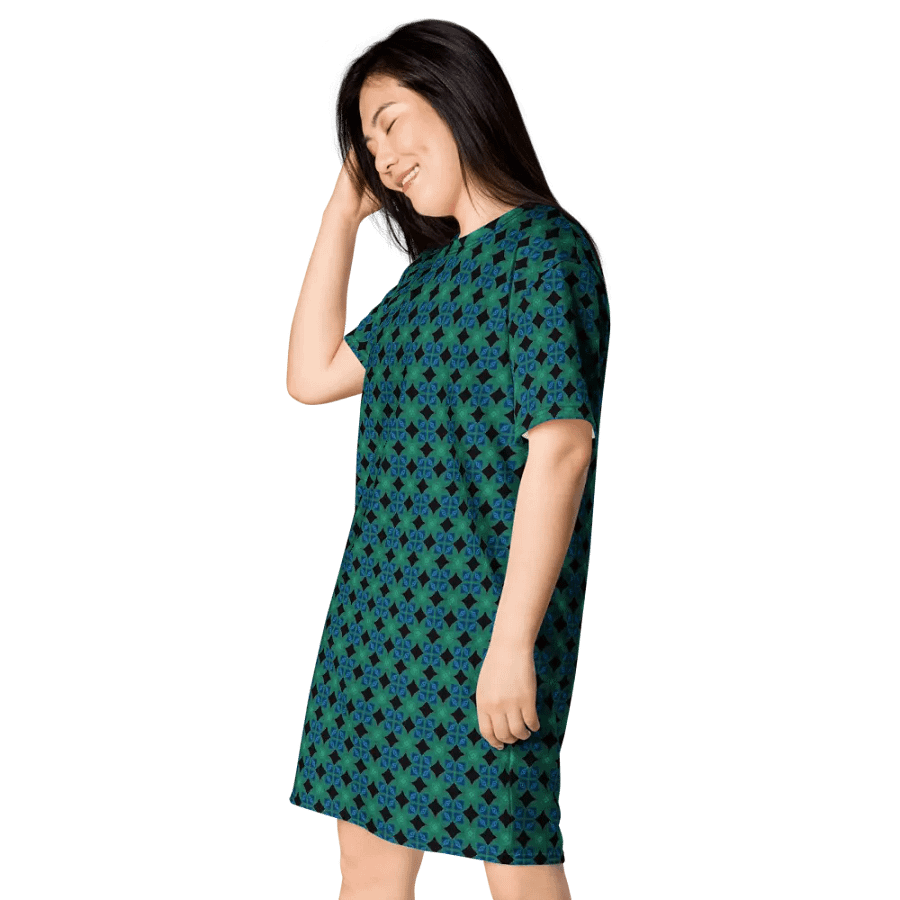 Abstract Lattice T Shirt Dress product image (7)