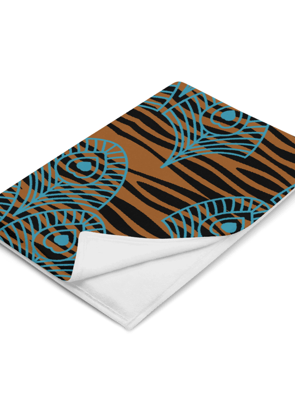 Brown Peacock Feathers Paradise Throw Blanket product image (1)