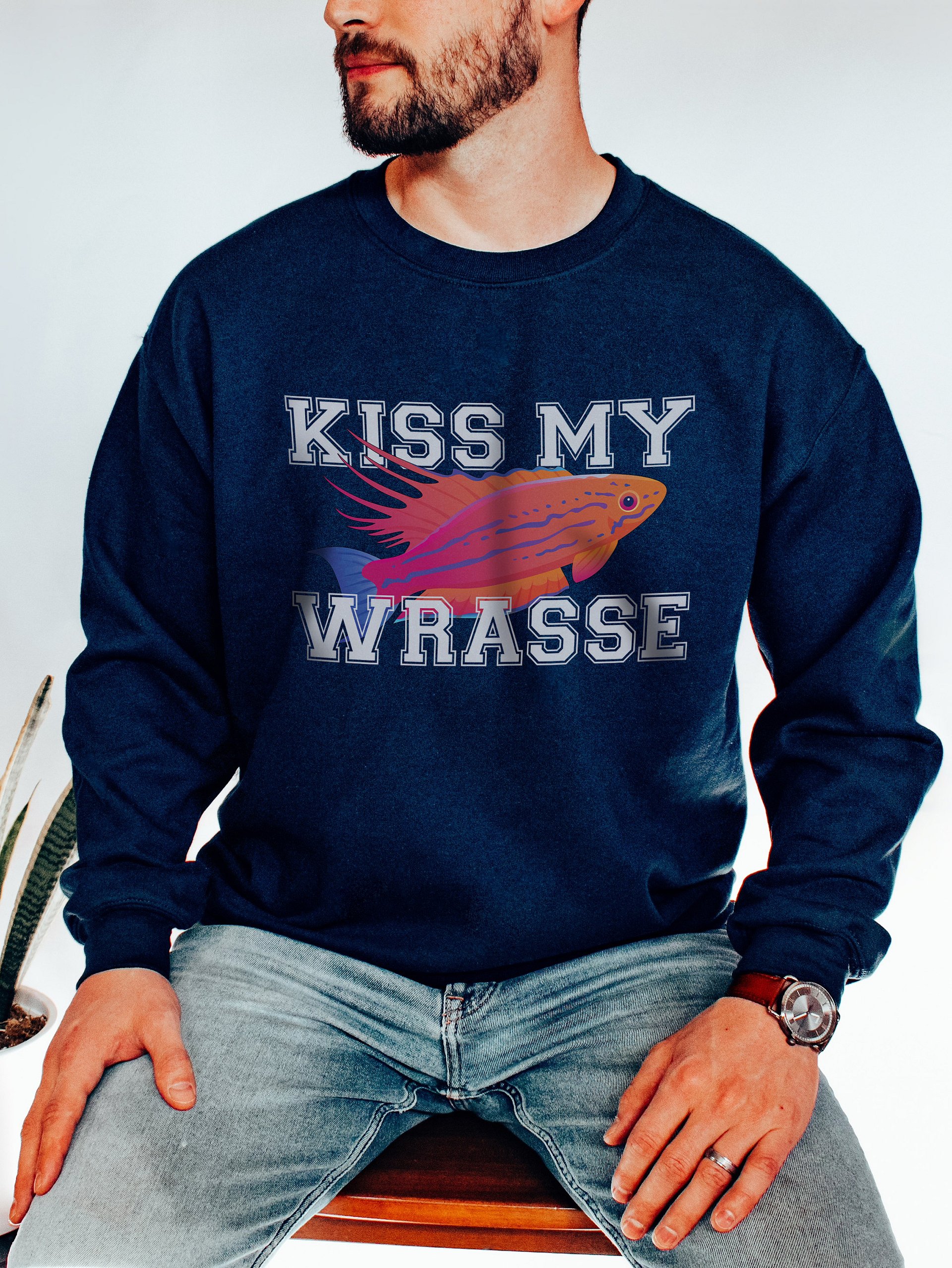 Kiss My Wrasse (Fairy Wrasse) | Sweatshirt for Saltwater and Coral Reef Aquarium Hobbyists product image (14)