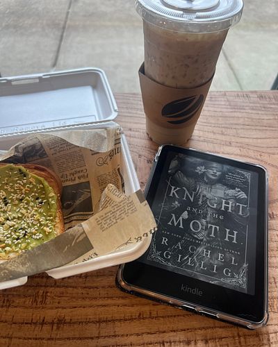 Book club kicked off on Sunday with The Knight and the Moth by Rachel Gillig! We are all SO excited for this one! 

Happy Rea...