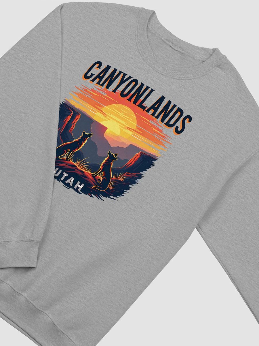 Canyonlands Howl Classic Sweatshirt product image (5)