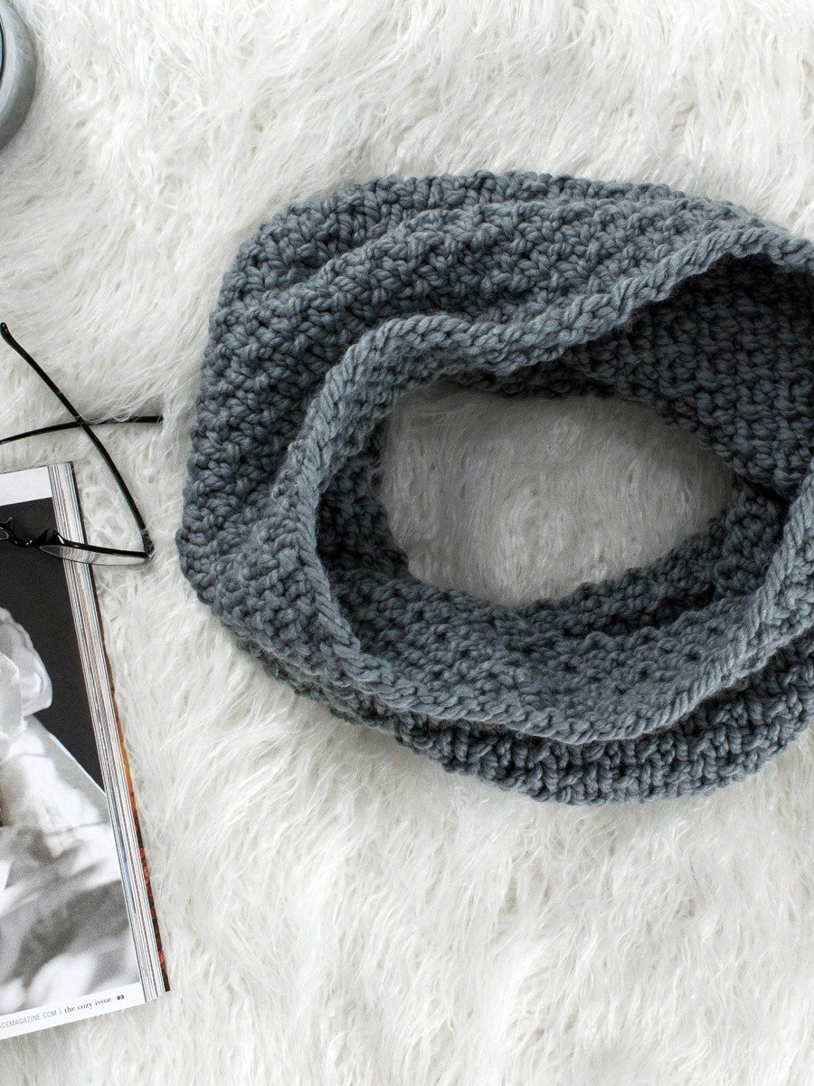 Chunky Cowl Knitting Pattern - Comfy Cozy product image (1)