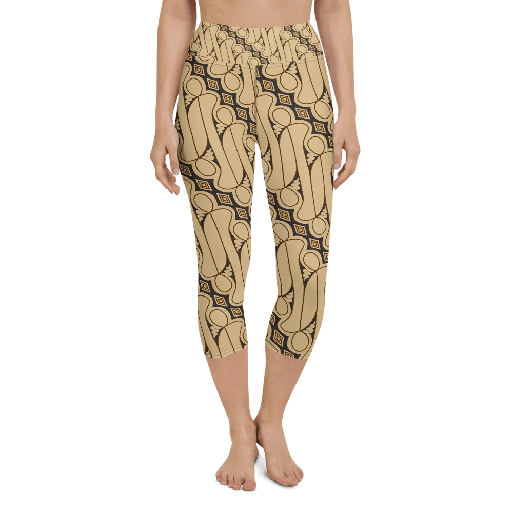 Batik Parang Rusak Capri Yoga Leggings product image (4)