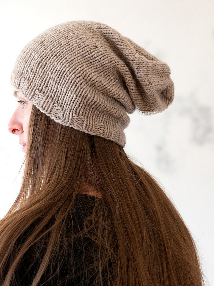 Simple Slouchy Hat Knitting Pattern - Inspirational product image (1)