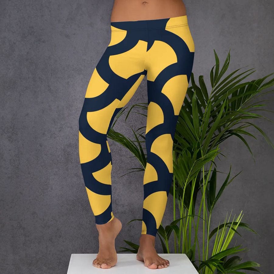 Wavelet Wonder All-Over Leggings product image (5)