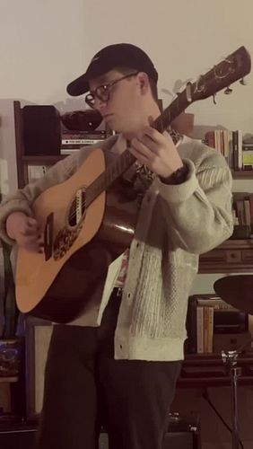 HEAD.
Second verse
With 200% more @alexandraherself and @philcoflows 

If you want to watch the full video there is a link in...