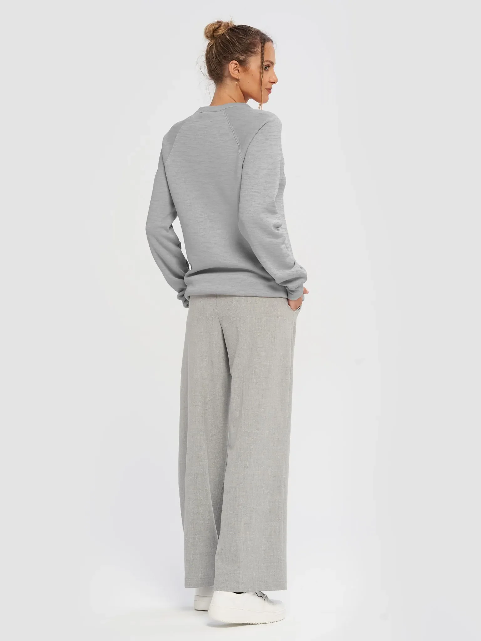 Encore Mele Kalikimaka Holiday Sweater product image (5)