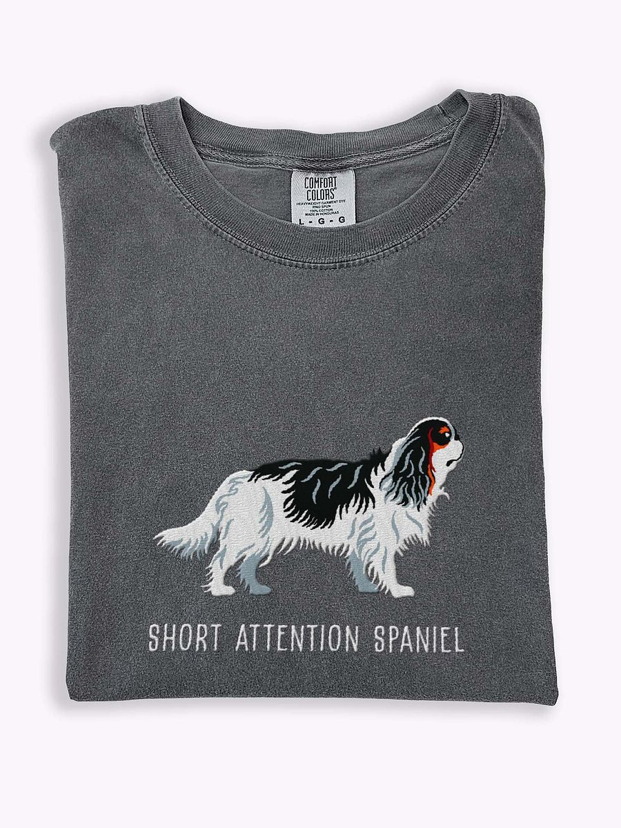 Short Attention Spaniel T-Shirt(Embroidered) of a King Charles Spaniel(Tricolor) product image (1)