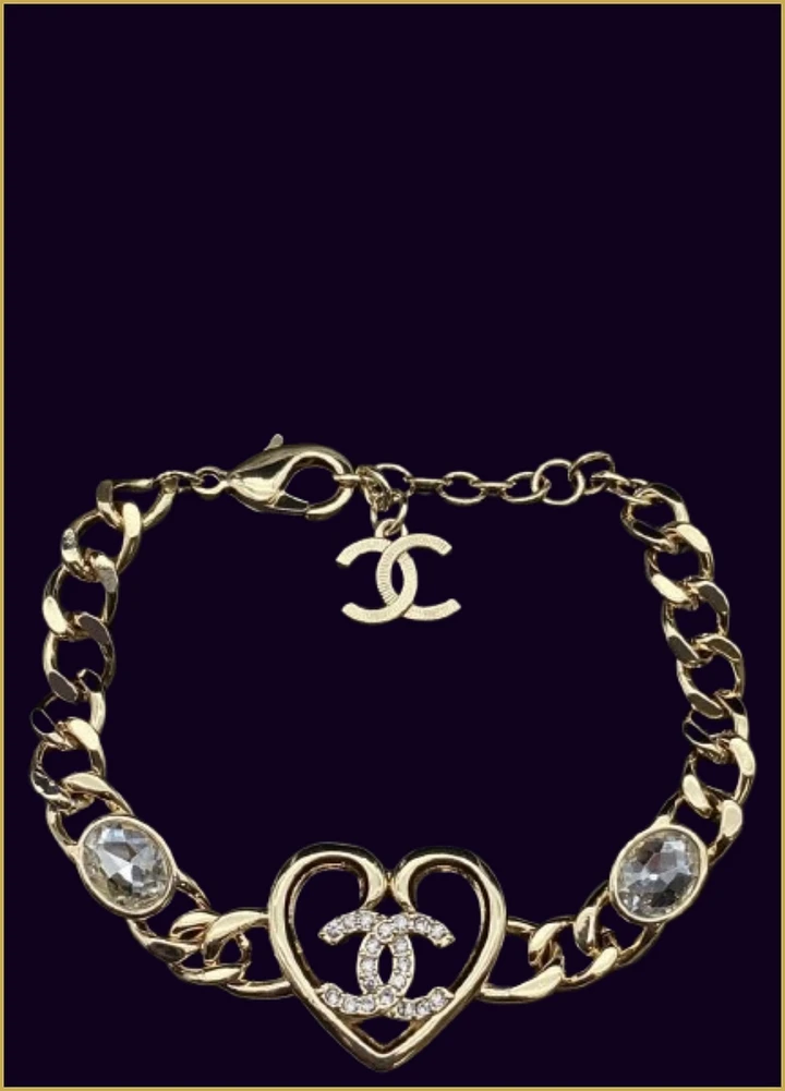 CHAZZ FASHION DECOR GOLD HEART RHINESTONE BRACELET product image (1)