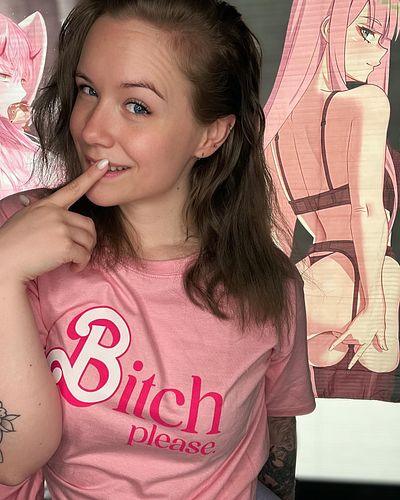 I’m ALIVE!👀😂
Announcement ‼️

Patreon will be my only main platform while I’m growing mentally and offline 🥰

I might still p...