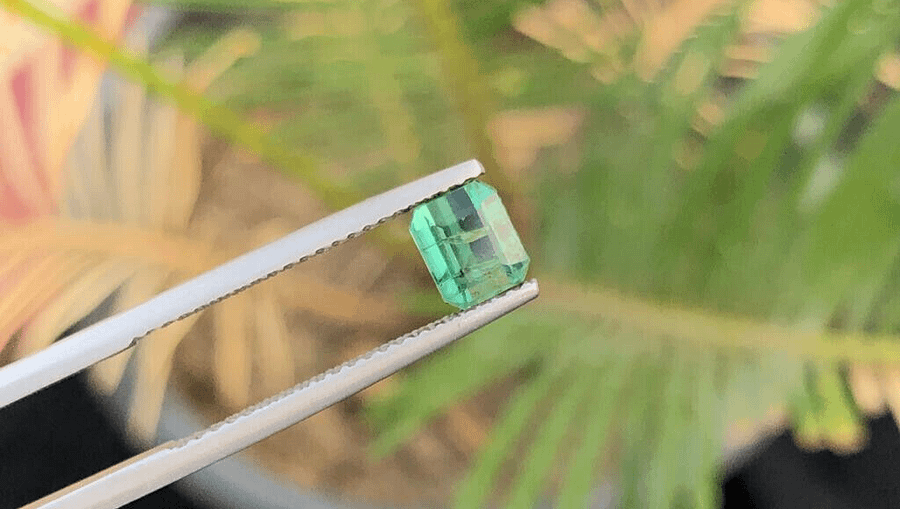 GREEN NATURAL TOURMALINE EMERALD CUT TRANSPARENT GEMSTONE FOR RING, 0.90 CARAT product image (3)