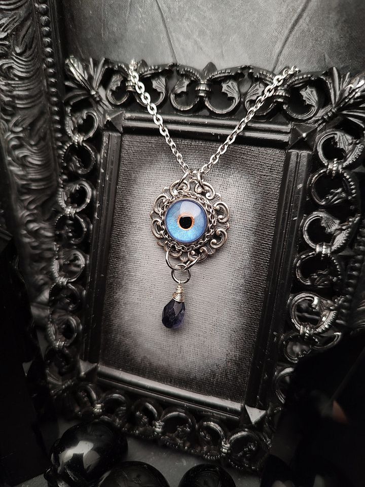 Eye Painted Amulet - MistVeil product image (2)