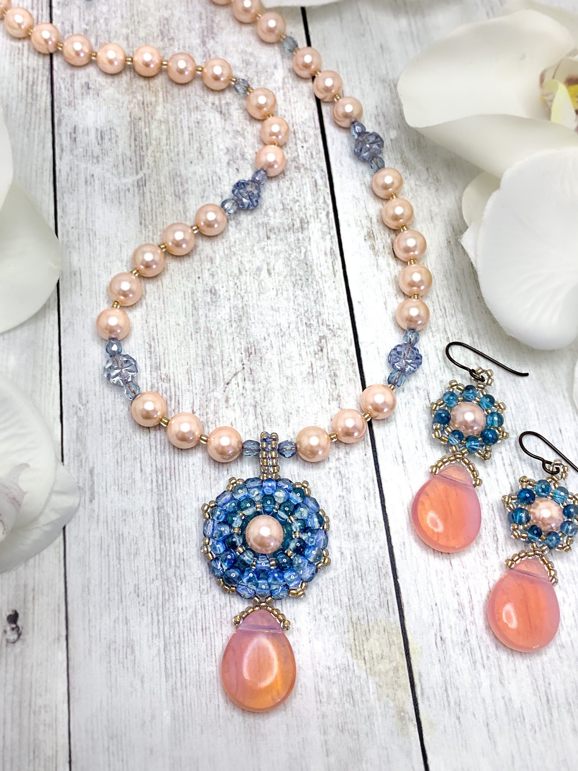 Majesty Beaded Necklace and Earrings Set - Blue, Pink product image (1)