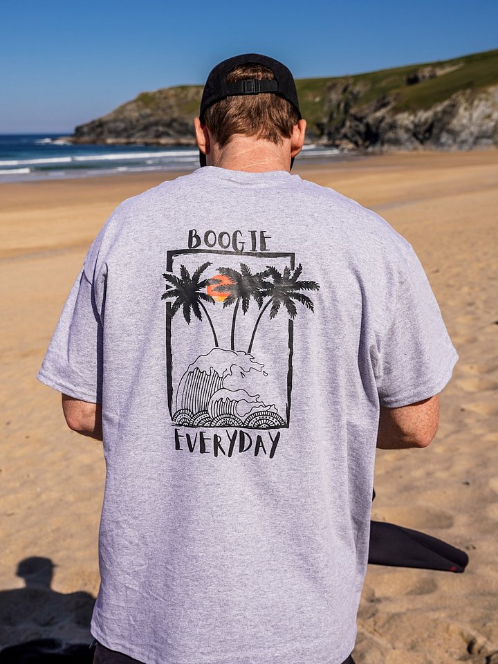 Palm Paradise Tee product image (1)