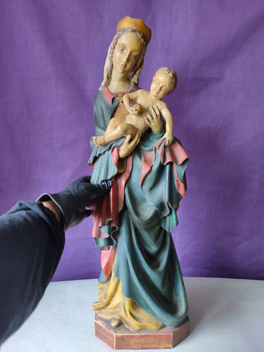 Estátua de Nossa Senhora com Menino Jesus - Arte Sacra Exclusiva do Século XVIII product image (5)