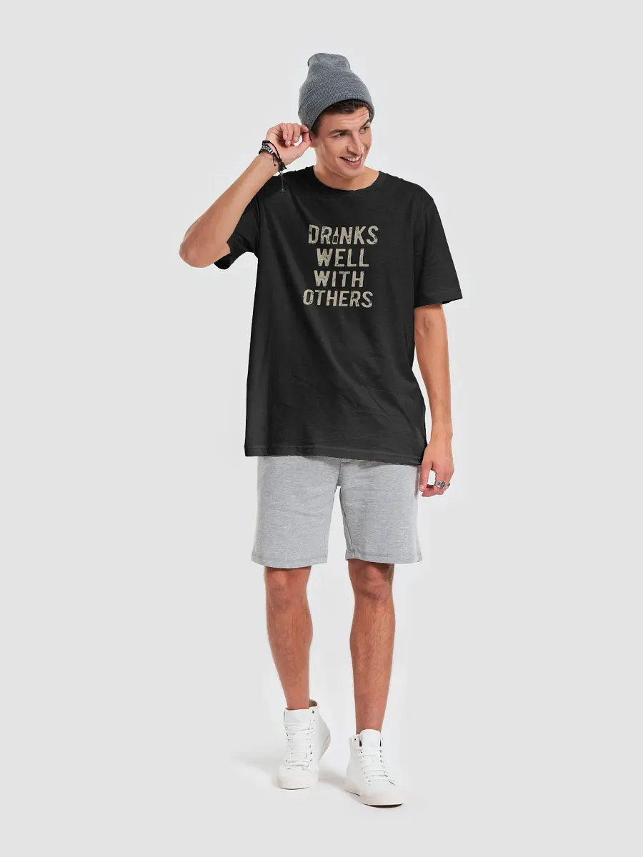 Drinks Well With Others -Vintage Distressed T-Shirt product image (6)
