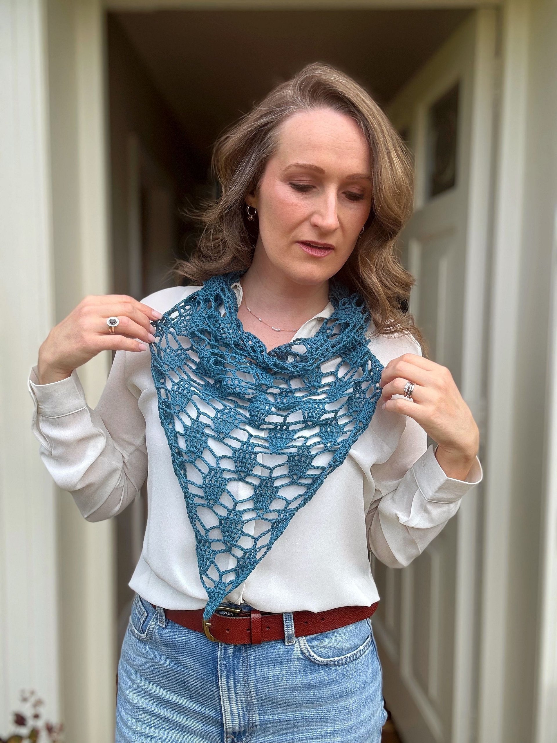 Sea Glass Bandana Crochet Cowl Scarf Pattern product image (5)