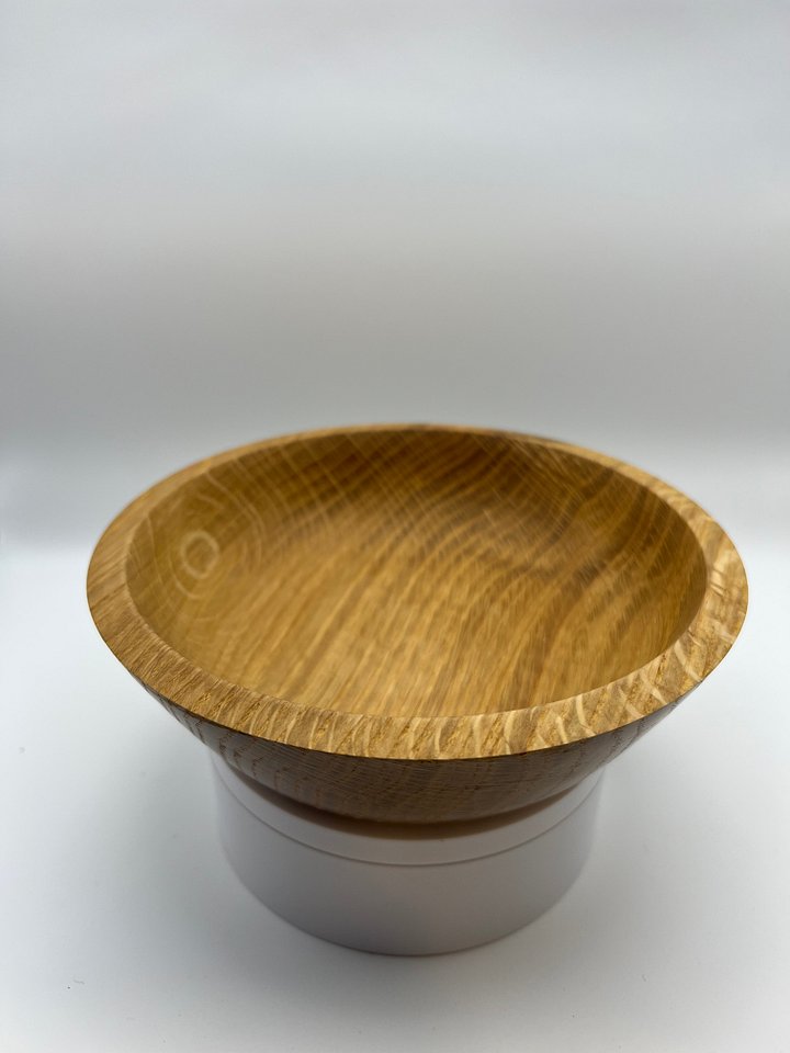 Hand-Turned Oak Bowl — 6.75” Rustic Charm with a Modern Touch product image (1)