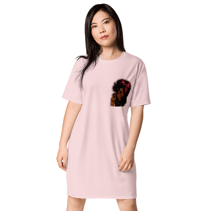 Glamour Galore Cat-Eye T-Shirt Dress product image (1)