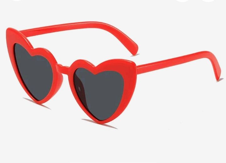 heart shapped sungasses product image (1)