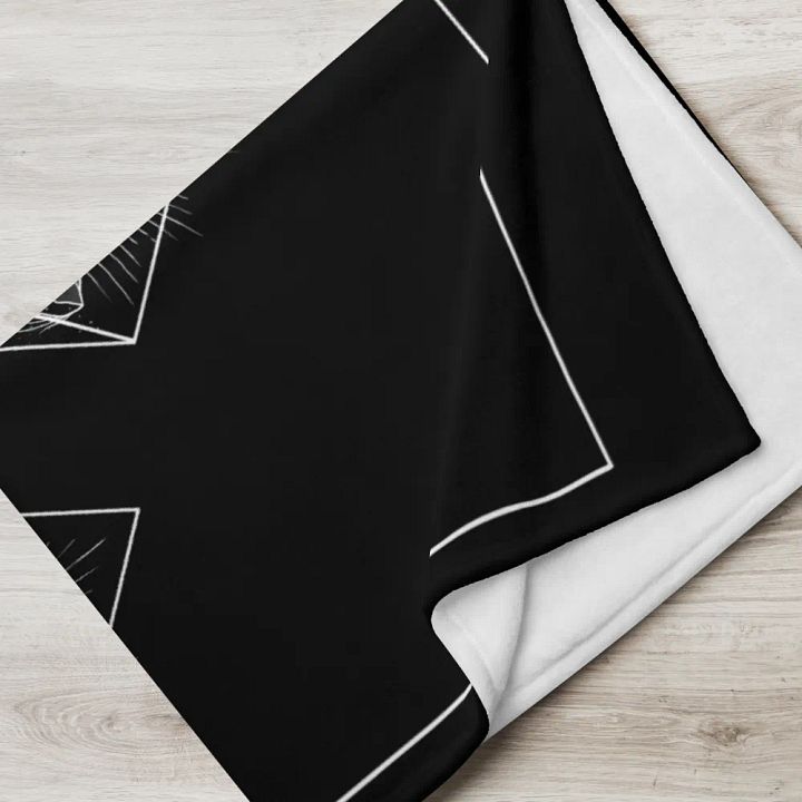 𝖉𝖎𝖛𝖎𝖓𝖊 𝖊𝖑𝖊𝖒𝖊𝖓𝖙𝖘 throw blanket product image (2)