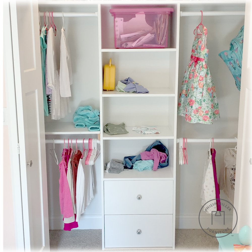 Bedroom Closet With Drawers - Woodworking Plans and 3D SketchUp Model product image (2)