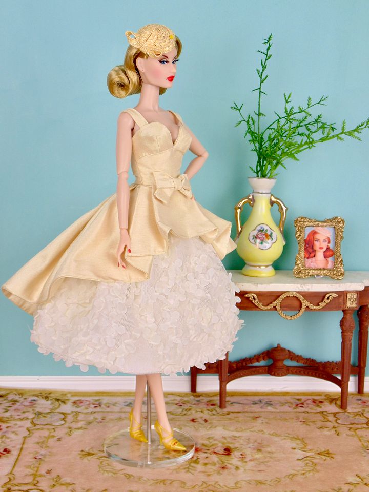 Daffodil OOAK fashion for 12” fashion dolls product image (2)