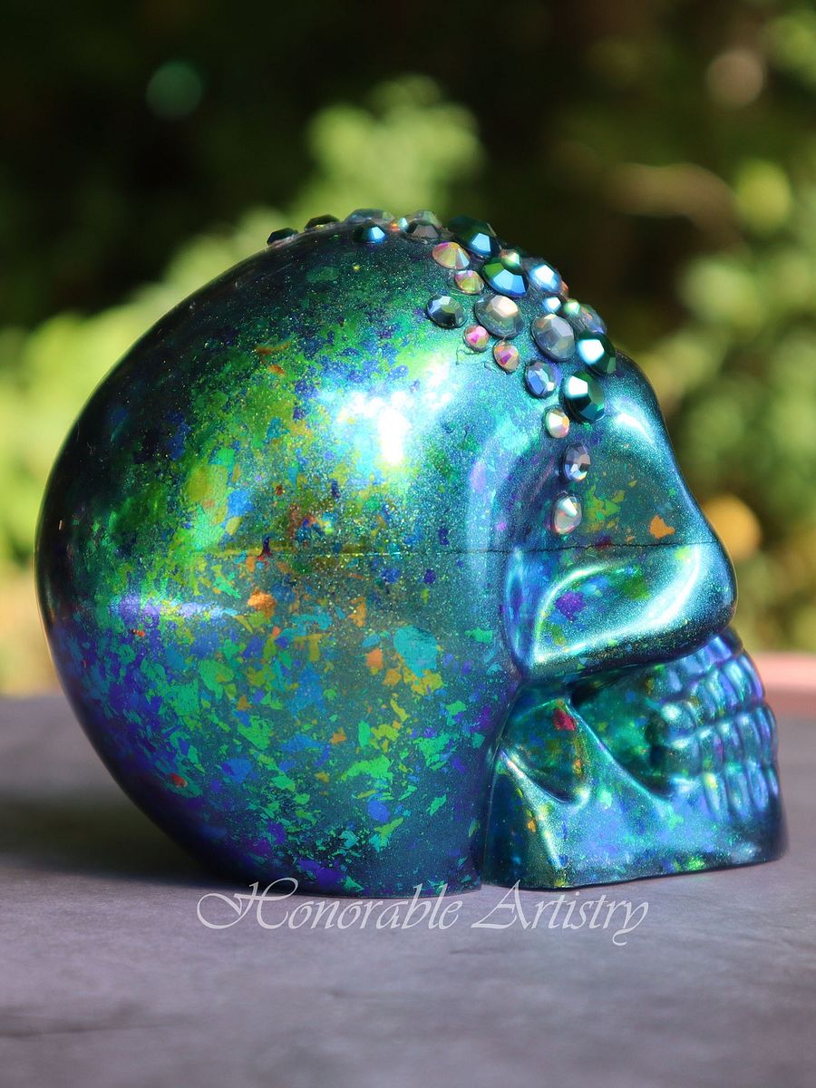 Blue-Green Colorshift Rhinestone Resin Skull product image (10)