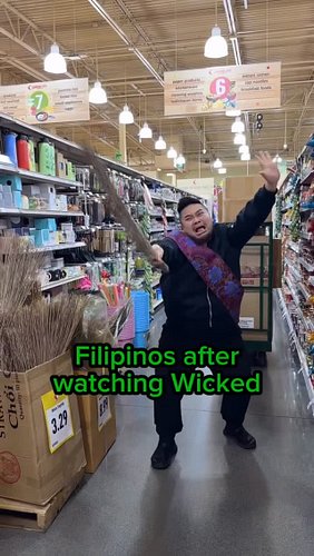 Gonna ask Fiyero if it's really green.

Filipinos after seeing Wicked.

@universalpictures @wickedmovie @wickedthesoundtrack ...