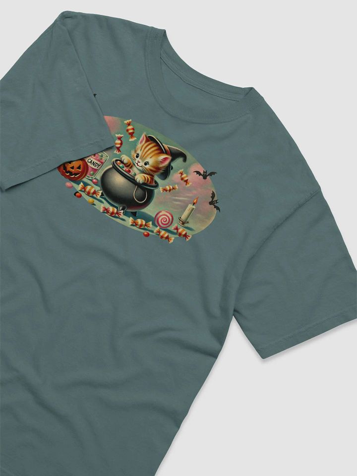 Halloween Cauldron Kitten Comfort Colors T-Shirt product image (1)