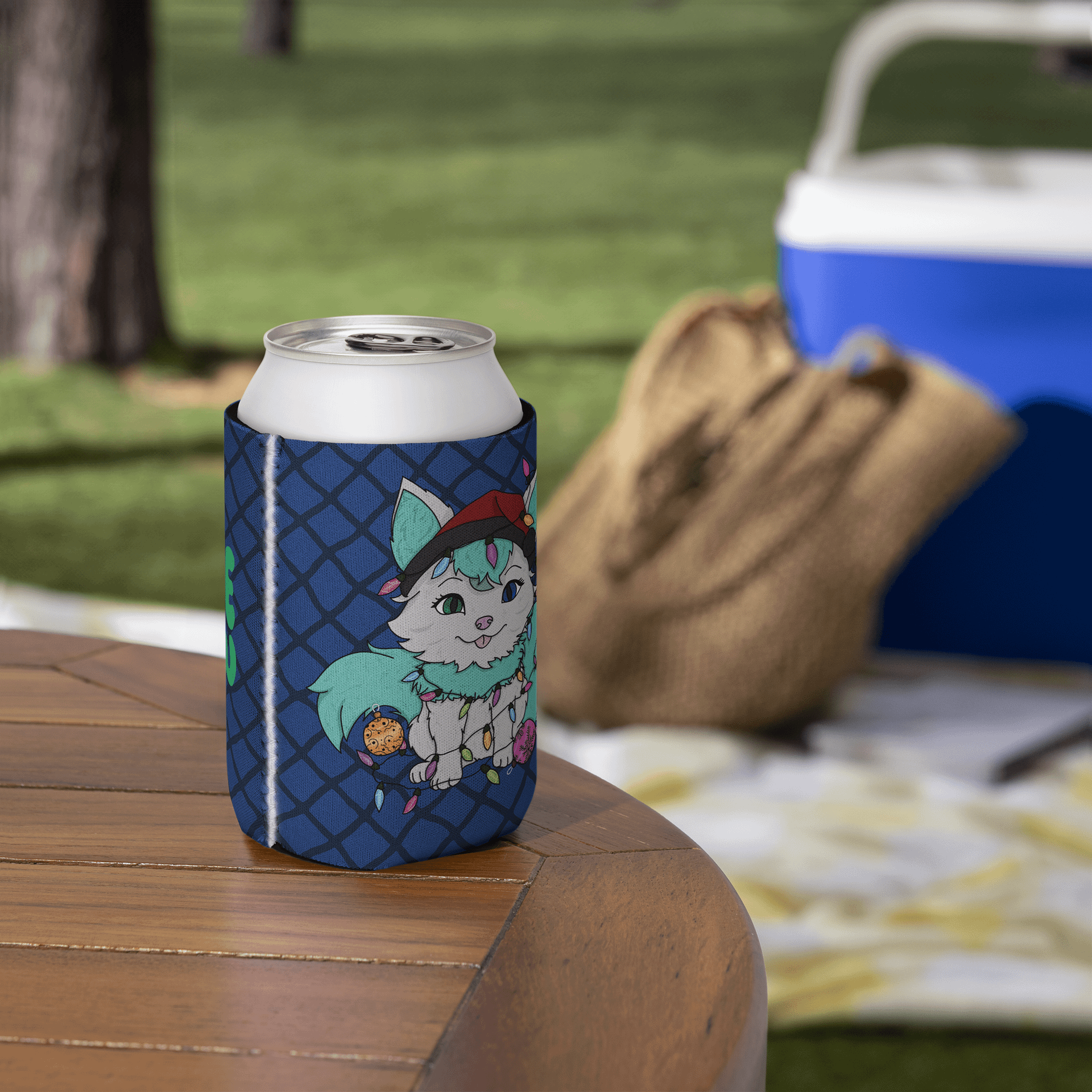 Festive Kitsune Can Cooler product image (6)