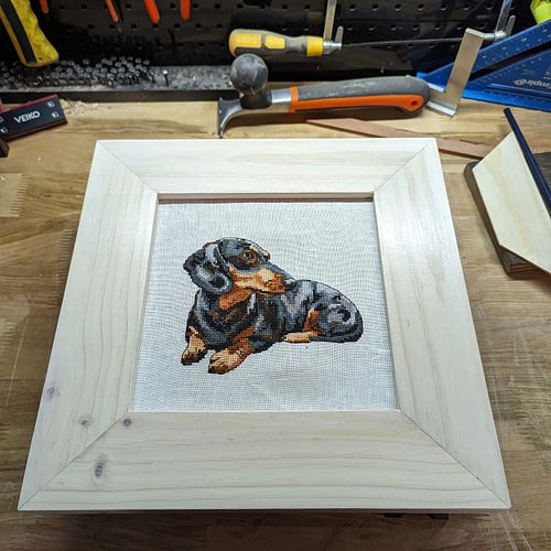 Another cheeky #palletwood #pictureframe knocked up for a friend. Managed to save it after throwing it across the garage floo...