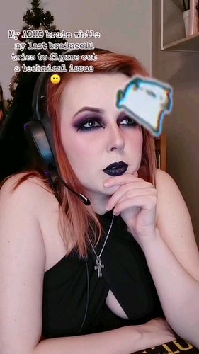 My poor, poor braincell... It tries really hard at least 😂 #adhdawareness #twitchaffiliate #twitchstreamer #neurodivergent #s...