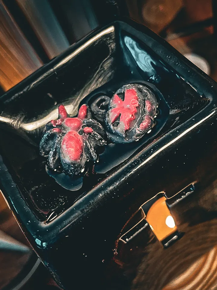 Red Gaze Nocturne Melts product image (2)